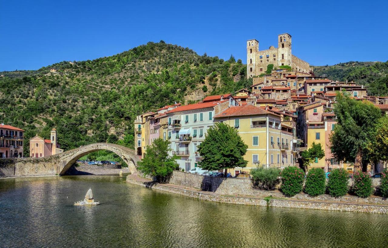 Central Lägenhet Dolceacqua Exteriör bild