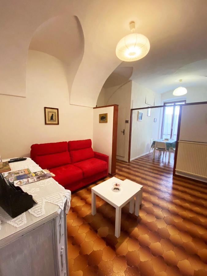 Central Lägenhet Dolceacqua Exteriör bild
